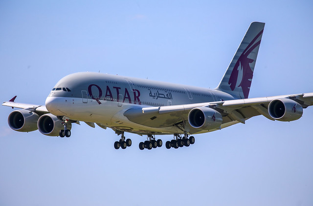 Qatar Airways Airbus A380-861 A7-APE