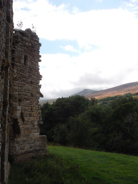 Pendragon Castle and The Nab SWC Walk 416 - Wild Boar Fell (Garsdale to Kirkby Stephen)