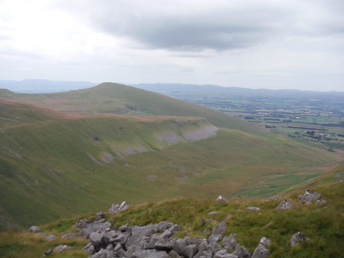 Backview to Murton Pike, from elevated path section SWC Walk 415 - High Cup Nick (Appleby-in-Westmoreland Circular)
