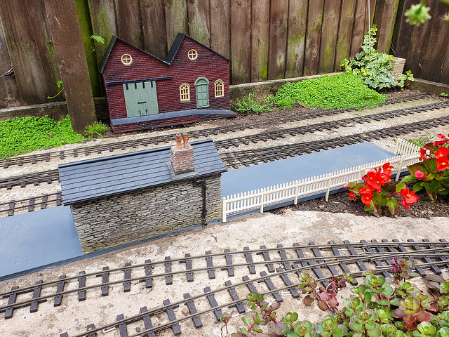Station Fence by DJ Designs (and a lot of Halfords Ford Ivory)