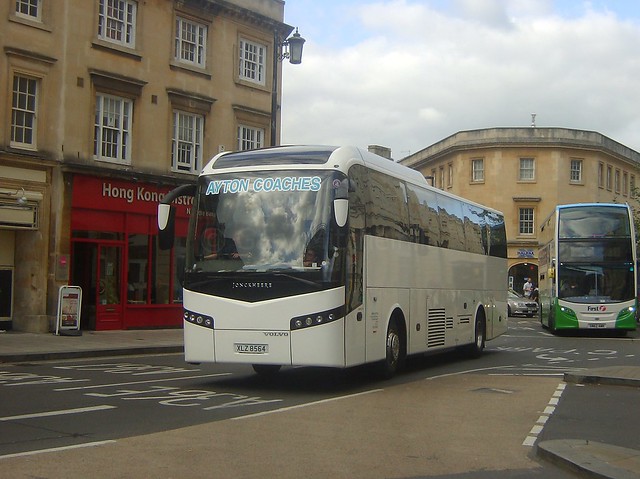 Ayton Coaches - XLZ8564 - UK-Independents20143591