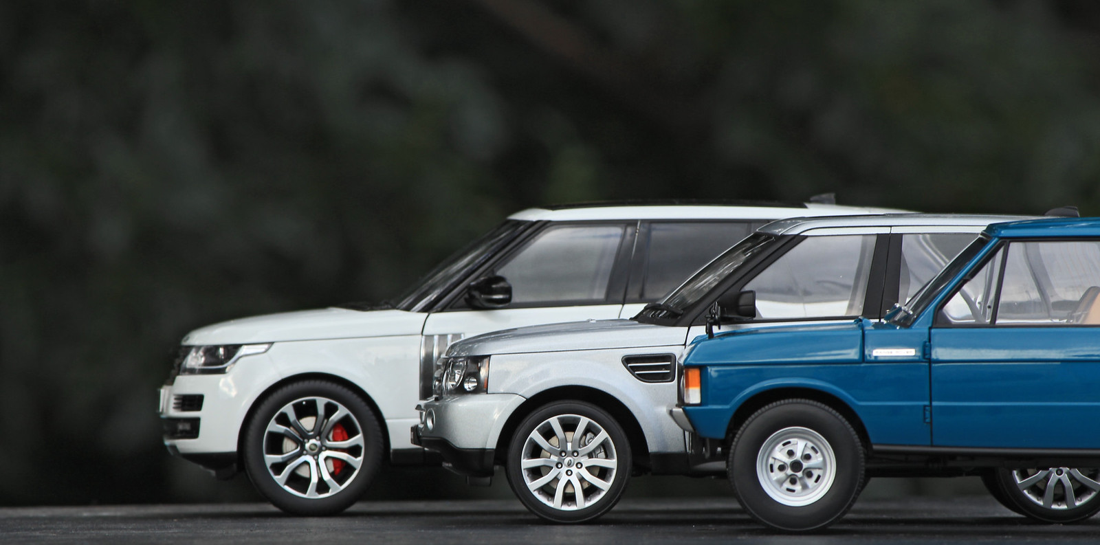 Autoart 1:18 Land Rover - Range Rover Sport - DiecastSociety.com