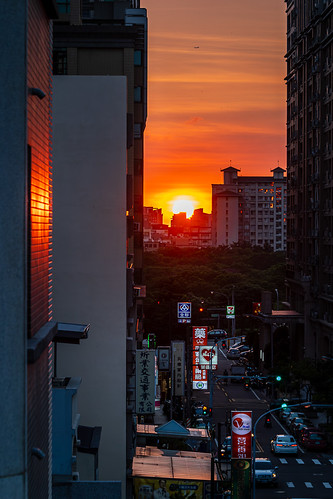 asia hsinchu taiwan zhubei h s home orange street sunset yellow