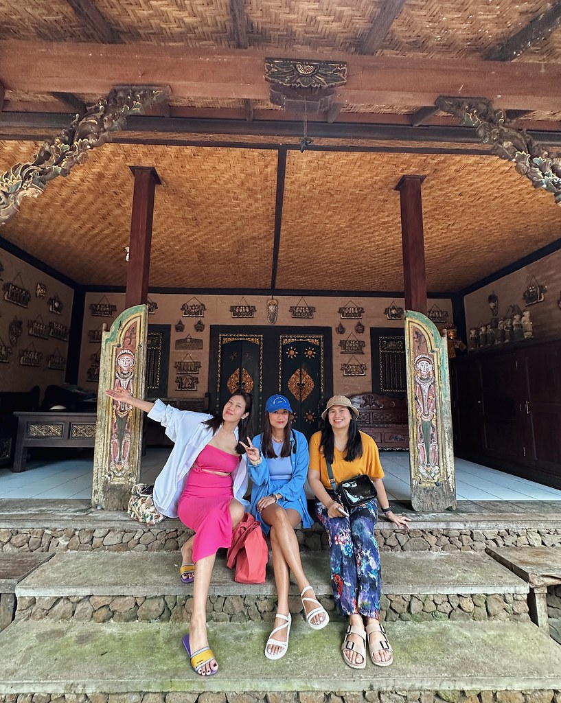 𝐓𝐞𝐧𝐠𝐚𝐧𝐚𝐧 𝐃𝐚𝐮𝐡 𝐓𝐮𝐤𝐚𝐝 Friends in Bali