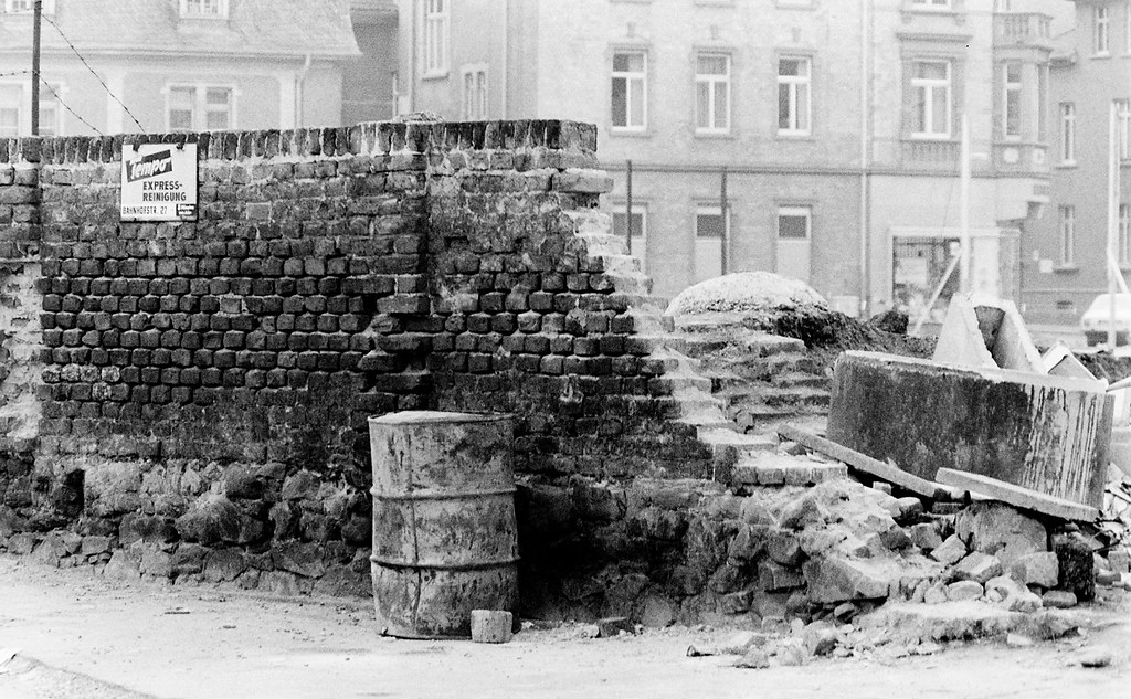 1977 Ruinenreste auf City-Center-Baufläche, Reichensand (frühere Wolkengasse)