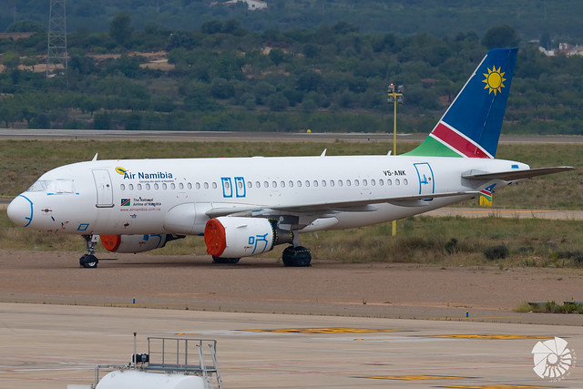 Air Namibia A319-112 V5-ANK