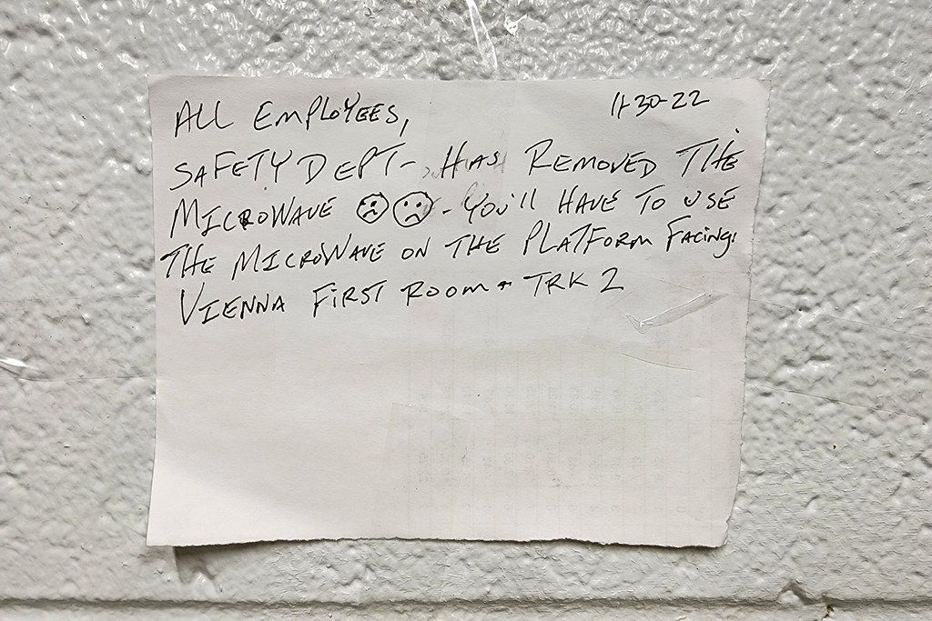 Message about removal of a microwave at New Carrollton