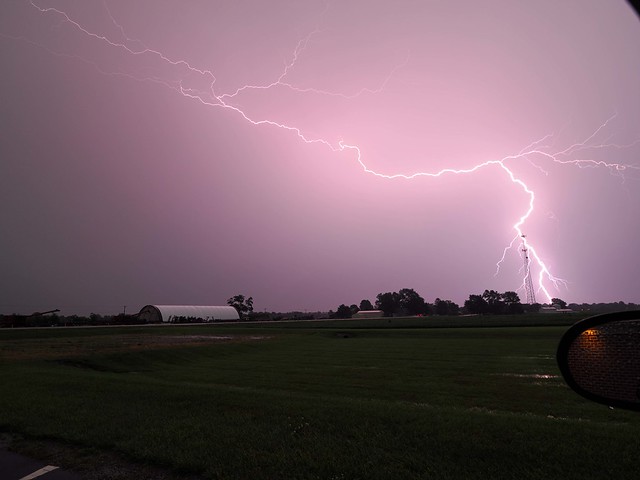 Lightning barrage along the Ohio-Indiana line