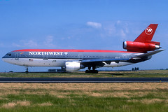 Northwest DC-10-40 N156US CDG 16/06/1997