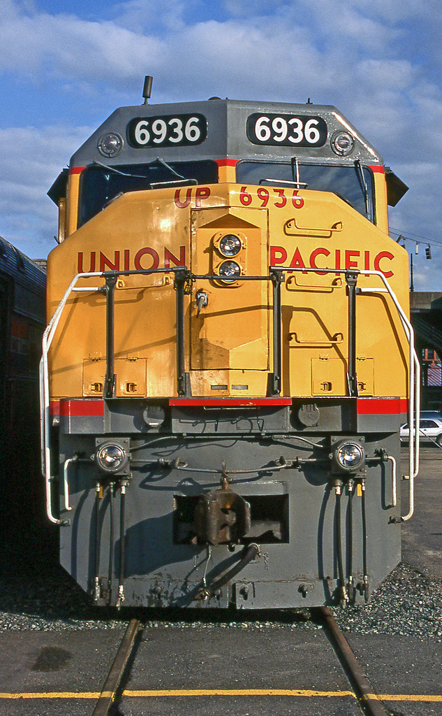 Union Pacific DDA-40X 6936 at the 100 year annivarsary celebration of  Union Station. Portland Oregon, May 9 1996.
