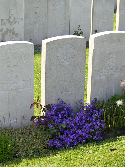 Lijssenthoek: Lijssenthoek Military Cemetery, near Poperinge (West-Vlaanderen)