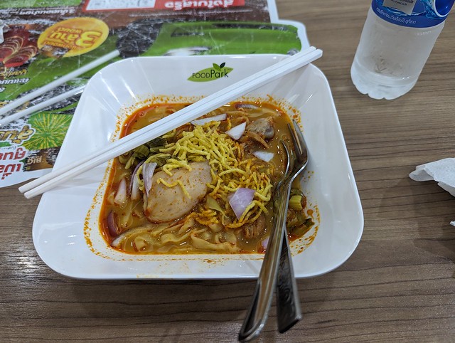 Big C Food Court - Khao Soi