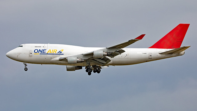 G-UNET - Boeing 747-433(BDSF) - LGG