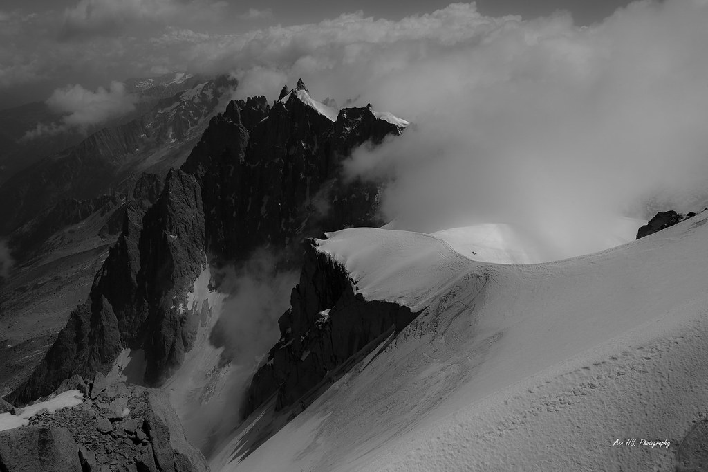 (Explored) High summit and trail @ Chamonix-Mont-Blanc.