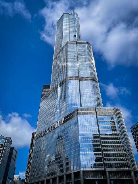 Chicago::Trump International Hotel & Tower Chicago