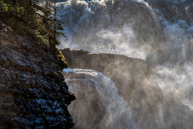 Athabasca Falls close up