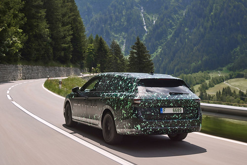 Nova geração do Škoda Superb. Novo design mais espaço e tecnologia