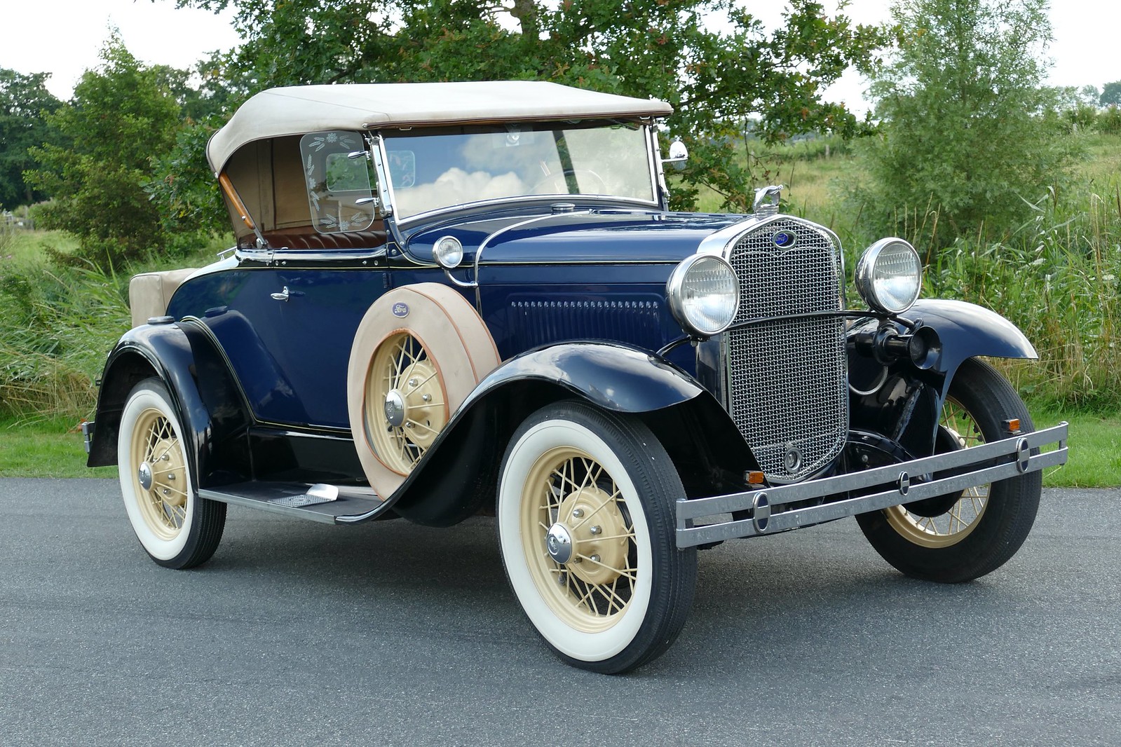 Ford model a roadster 1931 blauw zwart