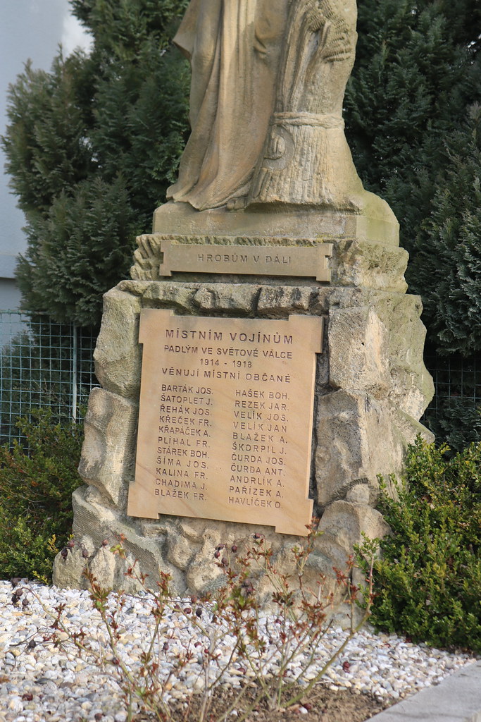 pomník obětem 1. světové války v Kolovratech