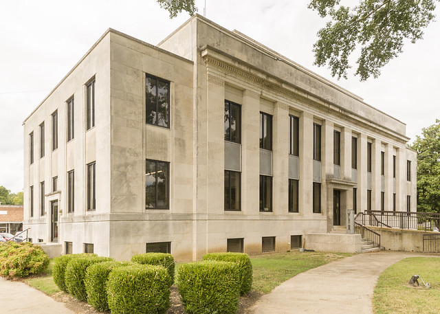 McNairy County Courthouse (Selmer, Tennessee)