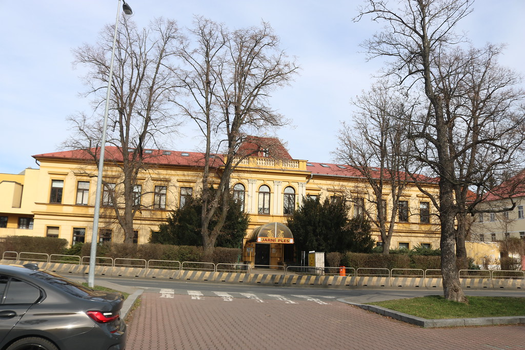 škola v Uhříněvsi