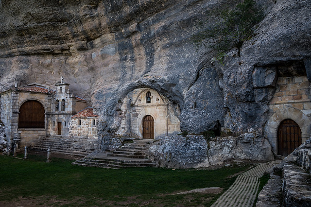 DB1_4458L Cueva Ermita de San Bernabé
