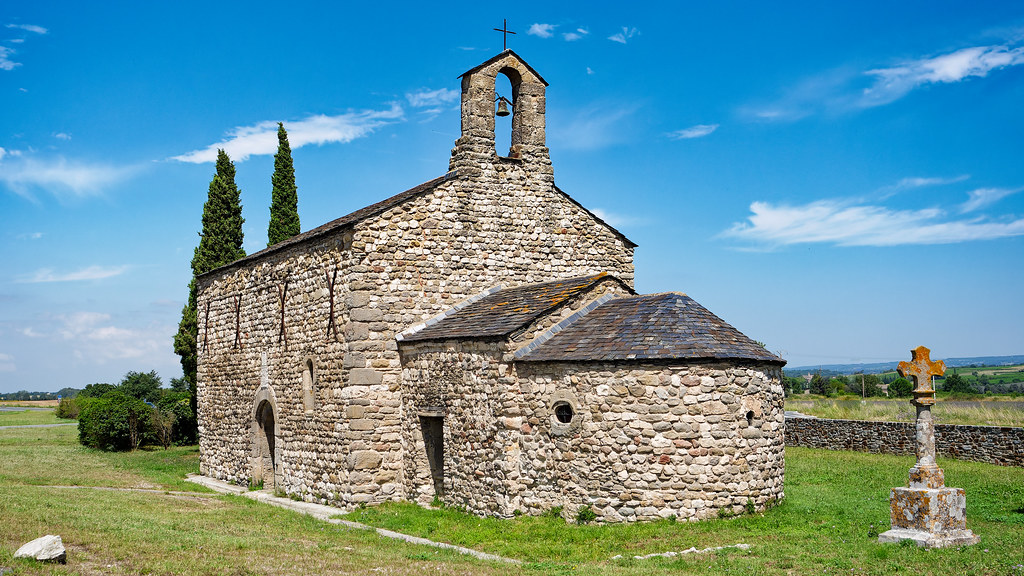 Le vaisseau de pierre aka la Chapelle de La Madeleine, Pezens, Aude