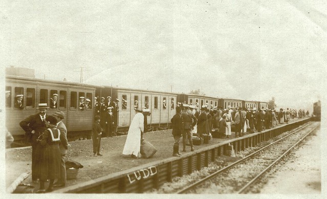 Palestine - Passenger train to Jerusalem at Ludd (Lydda) station in 1922