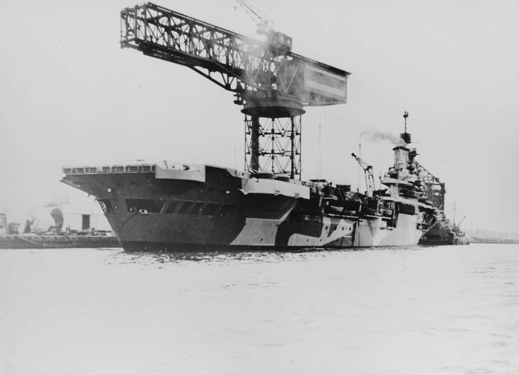 HMS Illustrious (87)  1936.