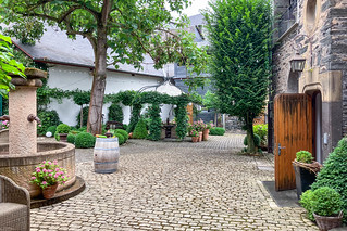 Weingut Schloss Lieser