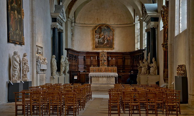 The interior of the Cordeliers church