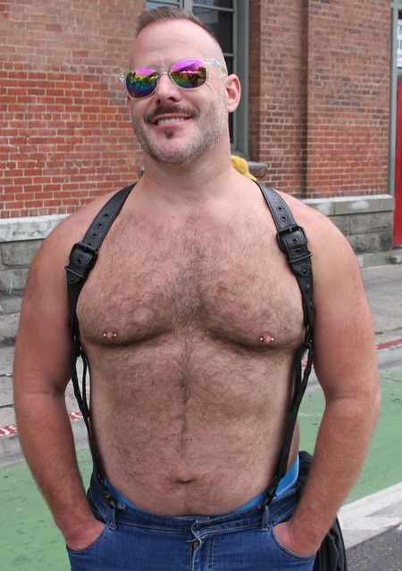 SEXY BEARMEN  ! ~  photographed by ADDA DADA ! ~ DORE ALLEY 2023 ! / UP YOUR ALLEY FAIR 2023 !~  (safe photograph)