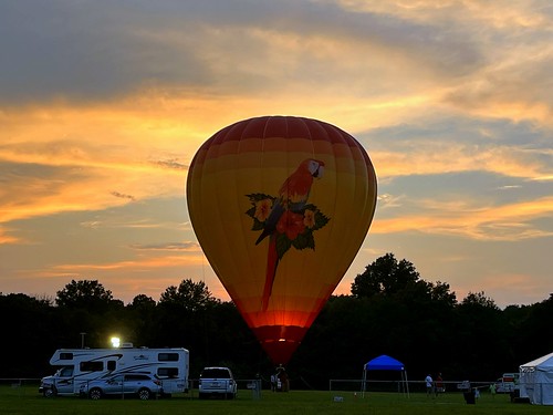 2023 nj new jersey festival ballooning solberg airport parrot hot air balloon sunset clouds readington whitehouse station