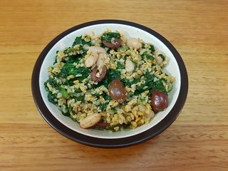Green Freekeh and Spinach with White Beans