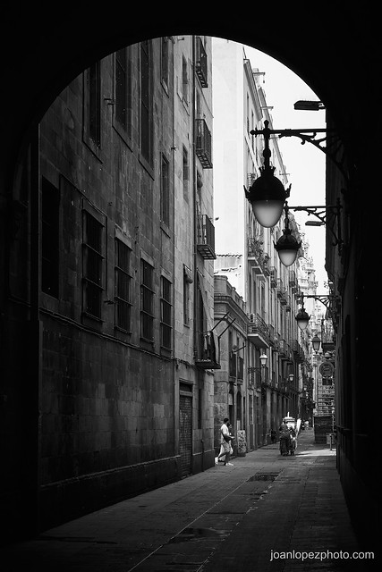 Narrow streets for hard stories