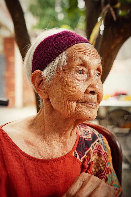 A portrait of an old woman