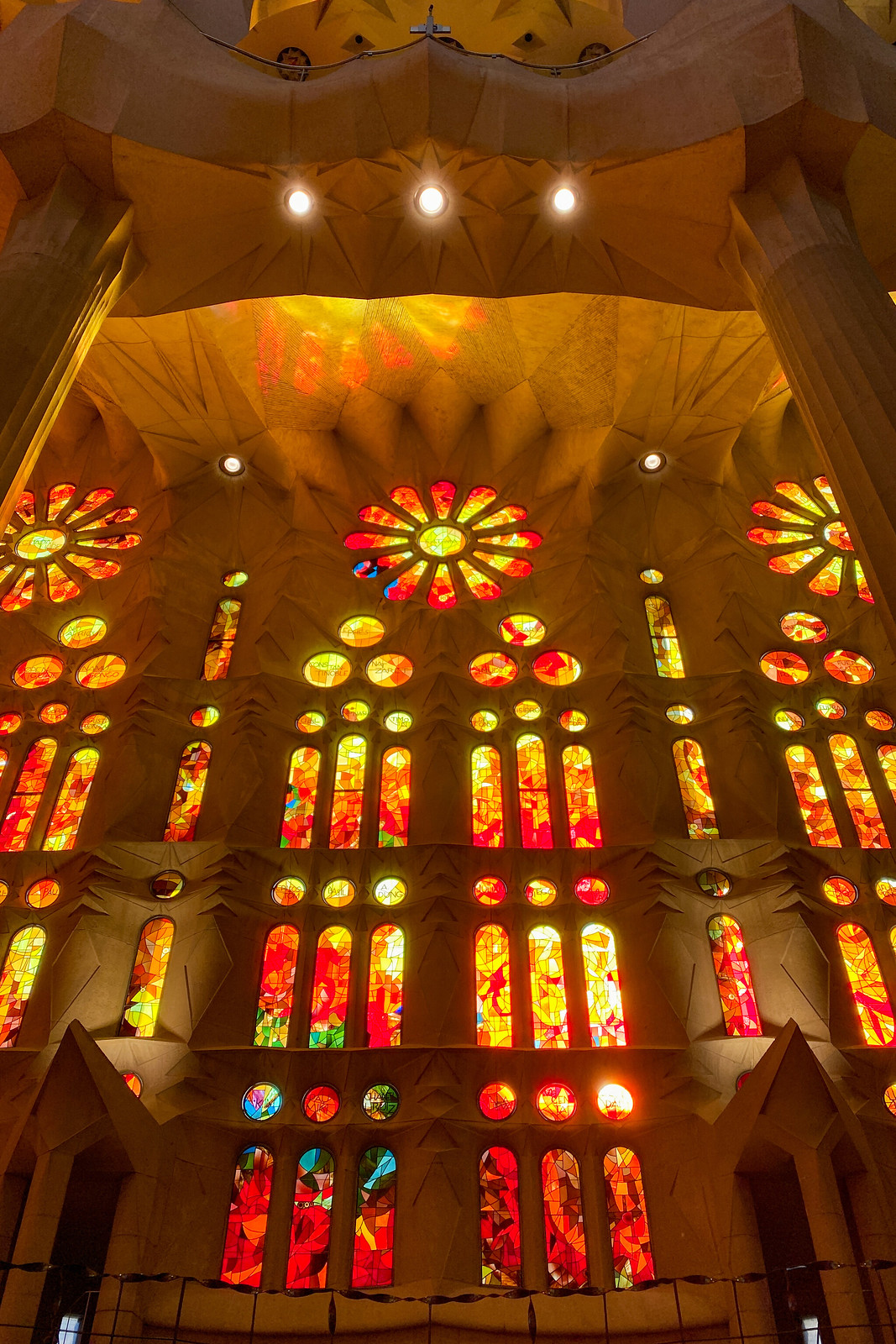 Basilica de la Sagrada Familia | Photos to Inspire You to Visit Spain | European Vacation Inspiration | Spain Travel | Spain Aesthetics | Spain Aesthetic | Most Beautiful Places in Spain | Best Places to Visit in Spain | Famous Barcelona Landmarks | Historical Sites of Barcelona