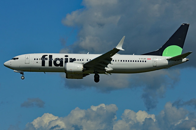 C-FLBG (Flair Airlines)