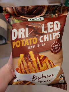 Drizzled potato chips