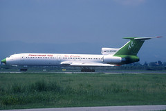 Avialinii 400 TU-154M RA-85680 BCN 31/08/2002