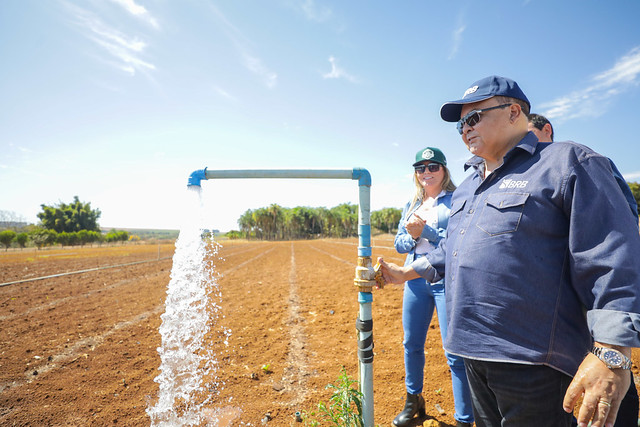 Canal de irrigação do Capão Seco é inaugurado pelo governador do DF