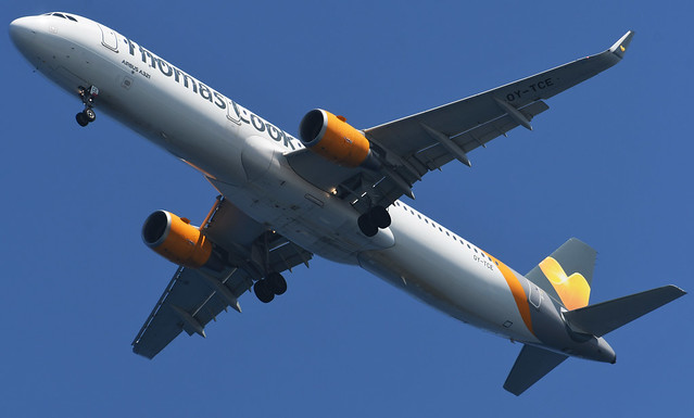 OY-TCE Sunclass Airlines Airbus A321-211