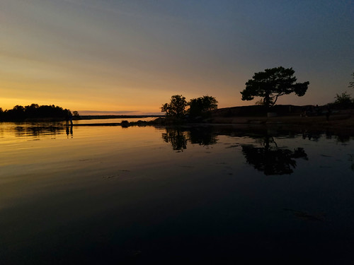 islandsunset islandhopping gunnarsö oskarshamn sweden 2023 august vacation vacaymode sunset twilight