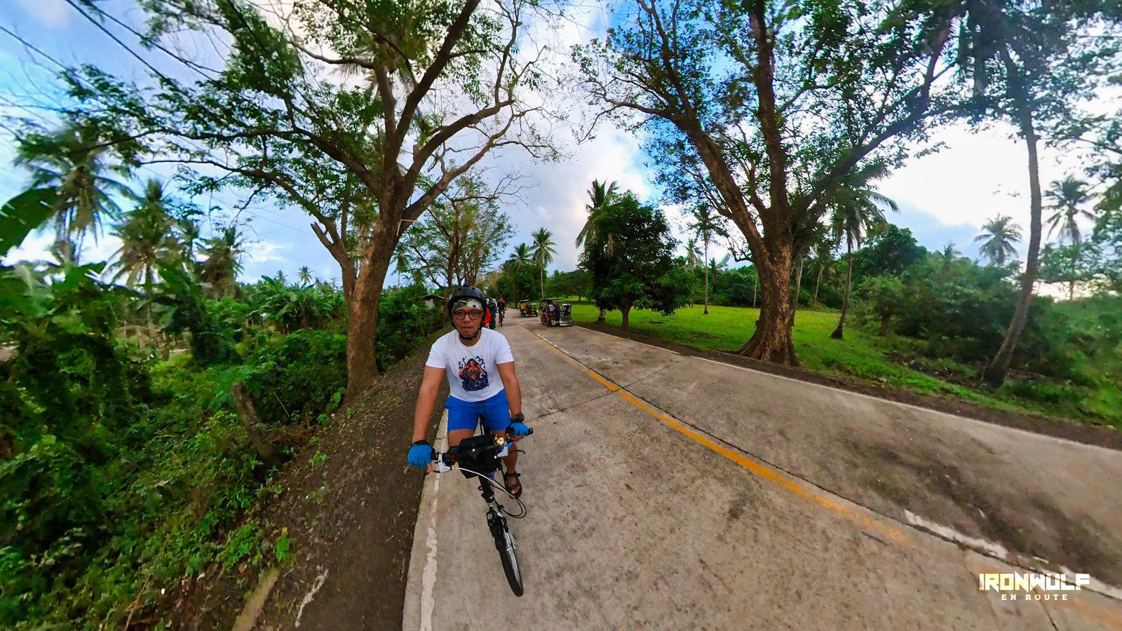 Riding to south of Marinduque from Gasan