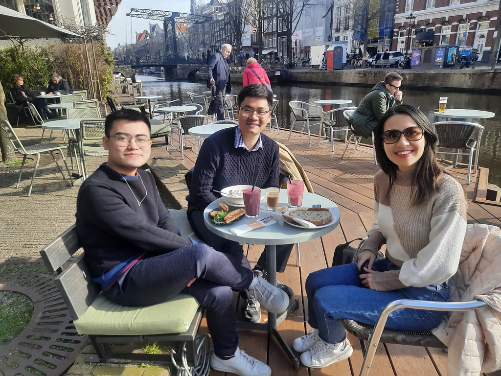 Sơn và các bạn người Việt ở Amsterdam - Hà Lan
