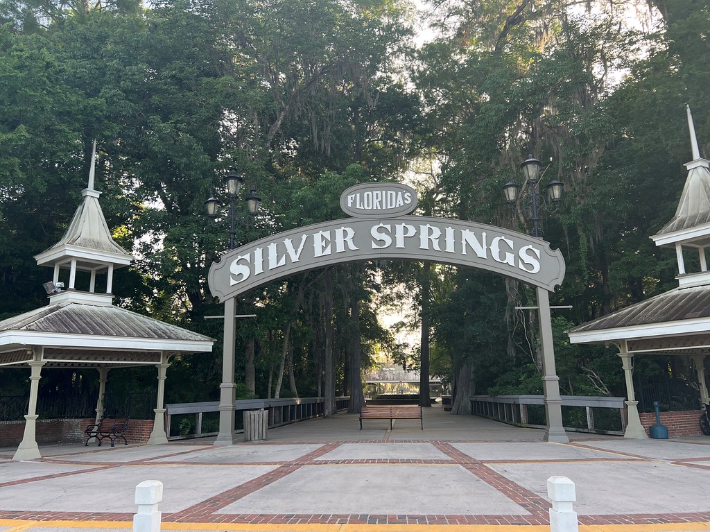 Sliver Spings entrance sign
