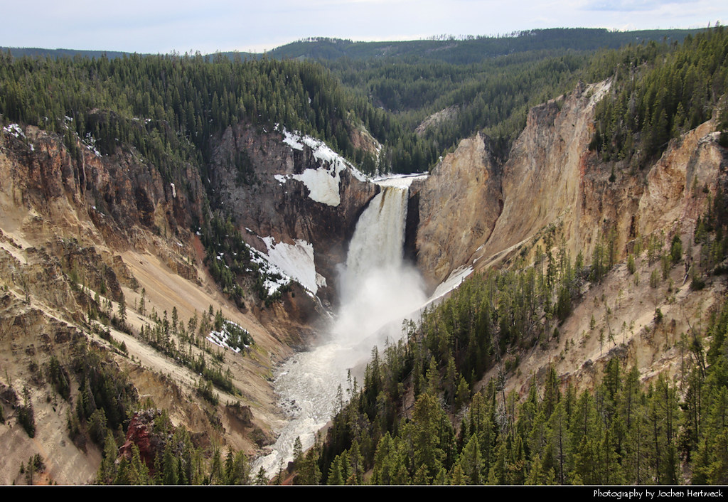 Lower Falls, Yellowstone NP, WY, USA