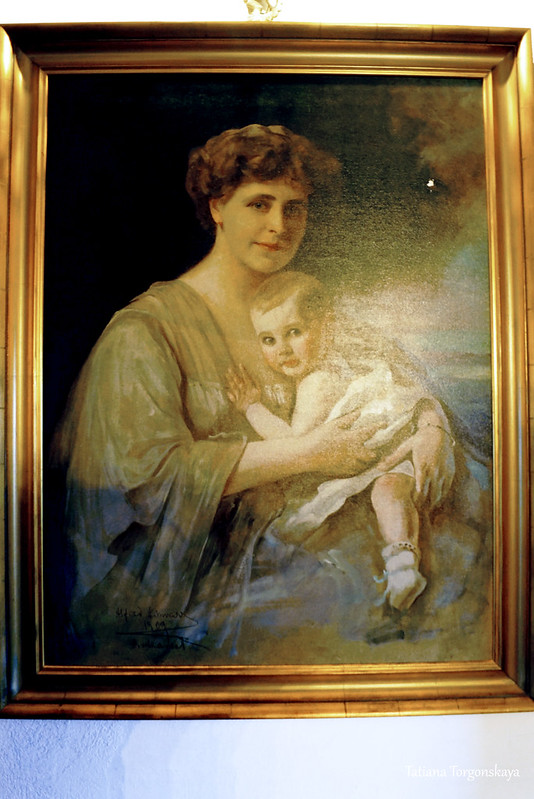 Портрет королевы Марии с дочерью