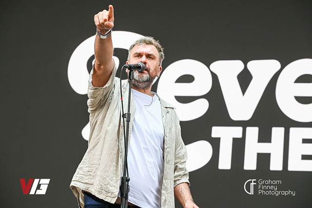 reverend and the makers (7)