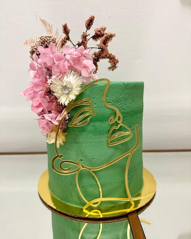 Cake by Bitesizeny